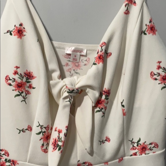 ☑️ 2/$12 Floral dress - Picture 2 of 7